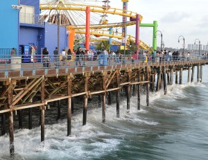 SM-Waves crashing on Pier 2 FB